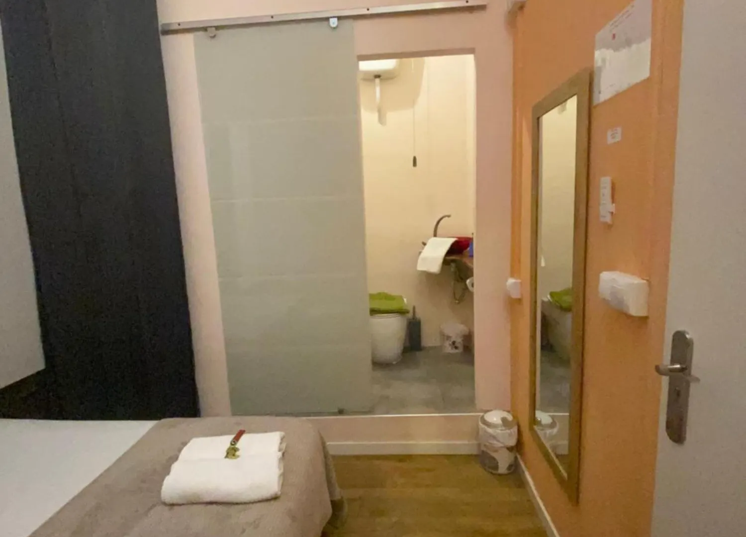 Guest house Sant Antoni Hostal, Sustainable Tourism Barcelona